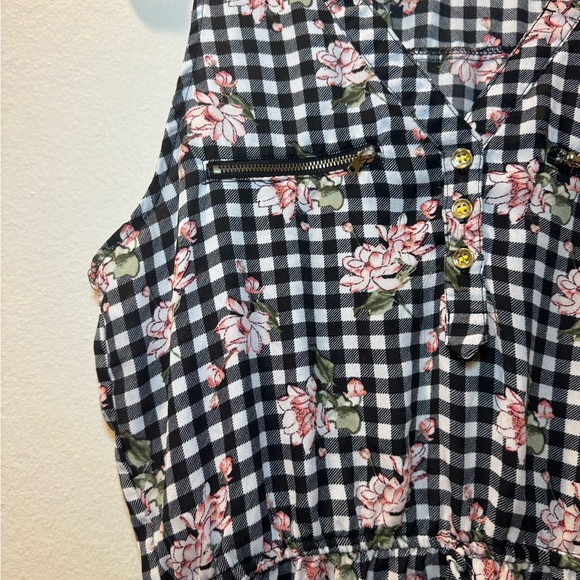 Justify Black Gingham Tank with Pink Floral Print - Picture 7 of 14